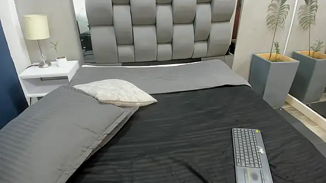 Charlie___Musk webcam