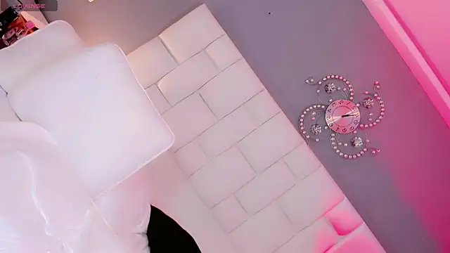 Kisses_Sophia live cam