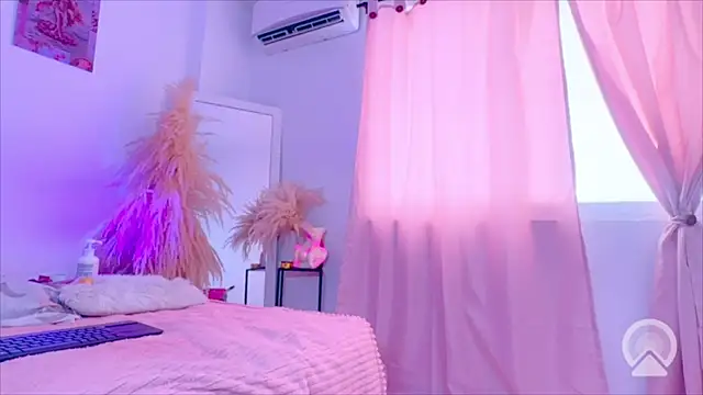 amaiaa_love (F young) - SENSUAL BLOWJOB CLO SE TO CAM