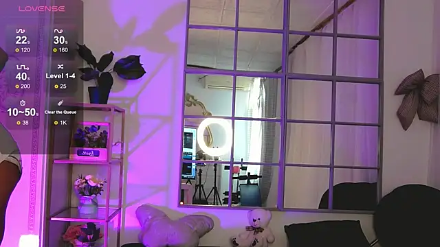 SarahRaynex webcam