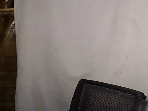 isabellabigcock06 webcam