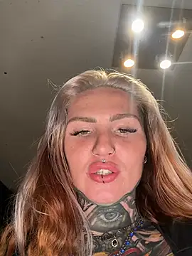 AlexandraWildd webcam