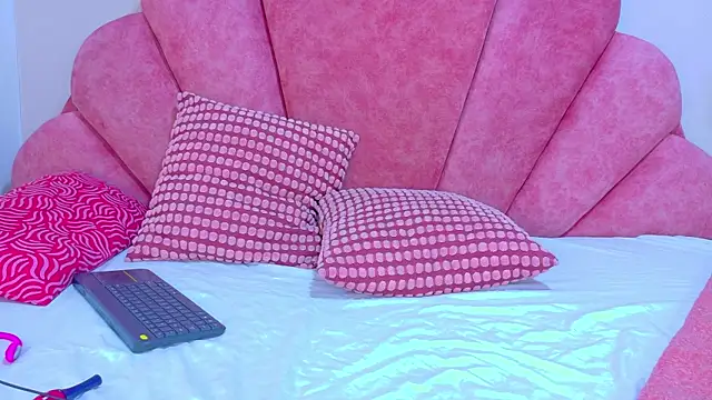 MyApril__ webcam