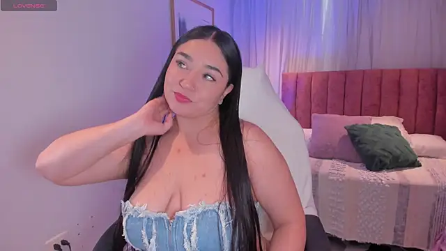 scarlet_miller1 webcam