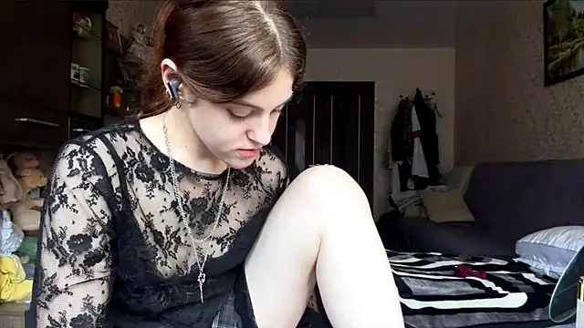 BuzzingRaid live sex cam