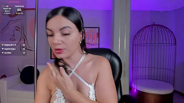 MorganHicks live cam on StripChat