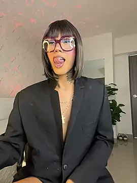 miss_tatiana_'s live cam