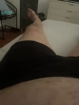 ANONIMO7735 live cam on StripChat