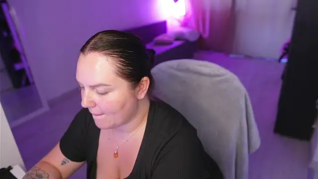 ameliaminkx live cam on StripChat