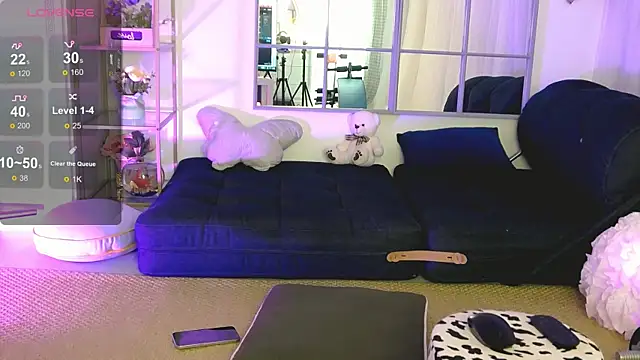 SarahRaynex webcam