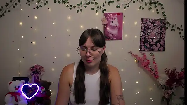 Amanda_Bright_ live cam on StripChat