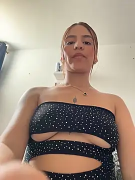 ViankaRose webcam