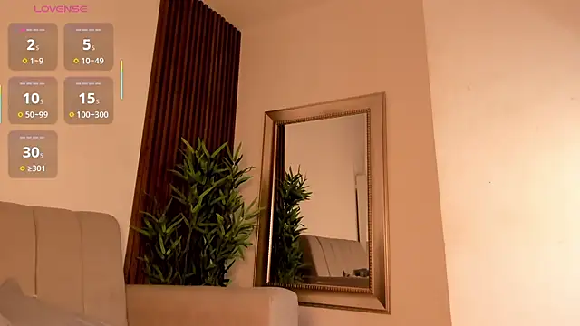 alessia_moon1 webcam