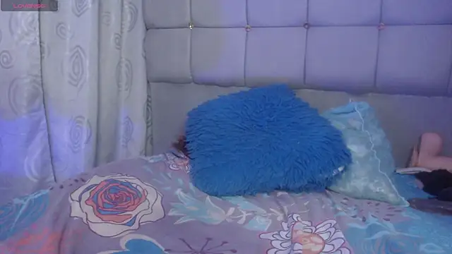 charlotte_brawn webcam