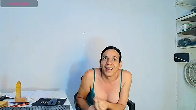 Oh_Tique webcam