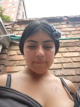 MishRaven webcam