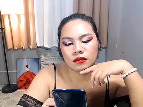 TSbrianaHugeCock webcam
