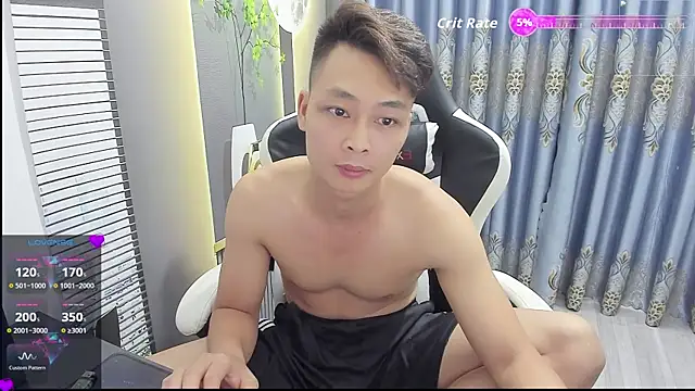 Naughty___asian webcam