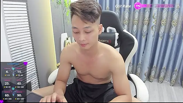 Naughty___asian webcam