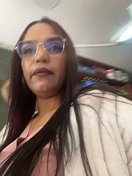 sara-77 (G young) - Cream in my boobs topless in offic🔥😈😈