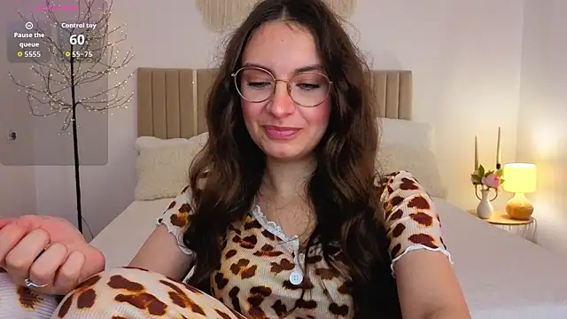 Real_cutie1 webcam