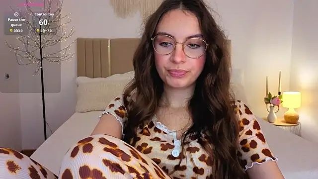 Real_cutie1 webcam