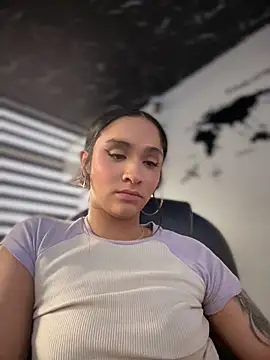 Isabella-Teen webcam