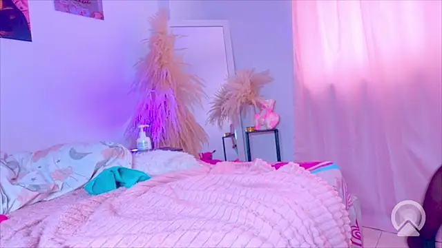 AMAIAA_LOVE webcam