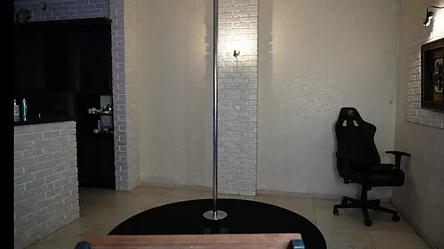 LisaElfy webcam