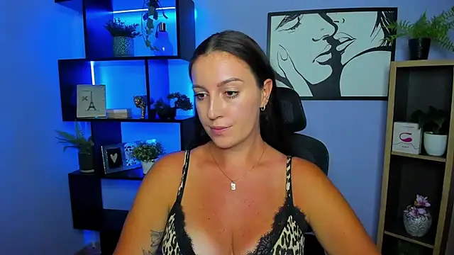 FUN_AMI live cam on StripChat