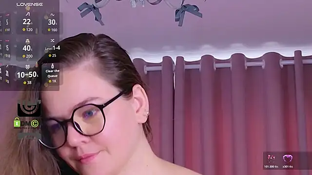 KellyKleine webcam