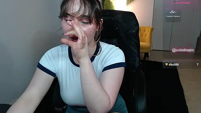 Crystal-dreamt webcam