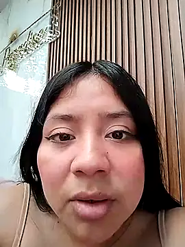Amber_Herrera live cam on StripChat