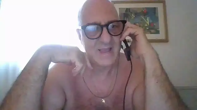 anonimo7735 - ANONIMO7735's free webcam - UK Sex Cams