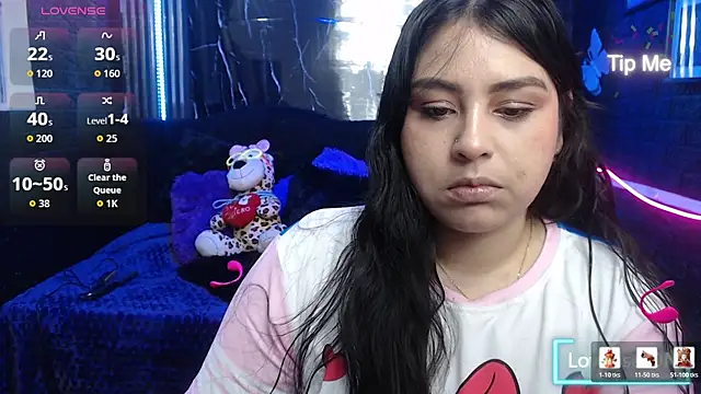 lehia_285 live cam on StripChat