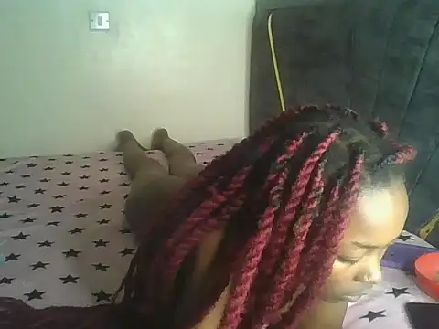 prettyquueen - Prettyquueen's free webcam - UK Sex Cams