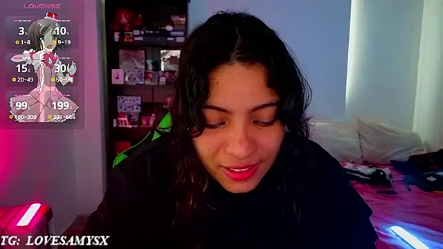 Lovelyamyy webcam