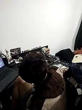 AoA-BoyStudent webcam