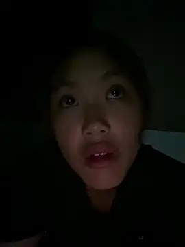 hoa_mai live cam on StripChat