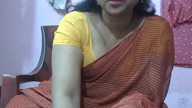 Pooja-suman live cam on StripChat