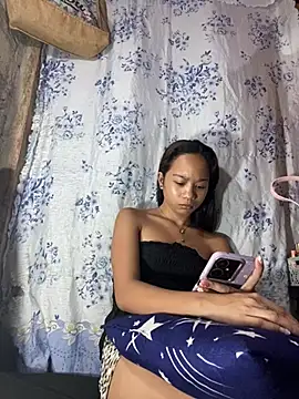 Asianpinay_Skinny1818 live cam on StripChat