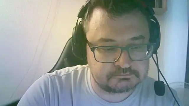 SirAbuser webcam