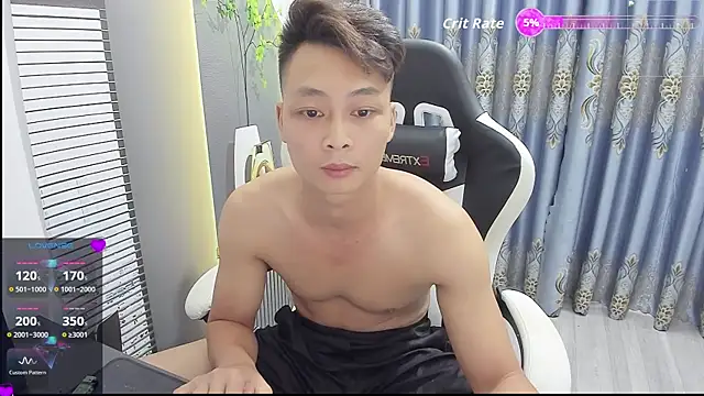 Naughty___asian webcam