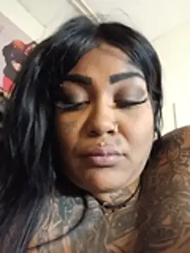 indian_dreamgirl webcam