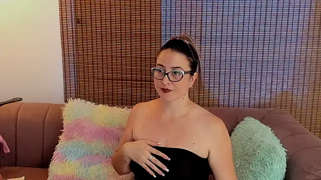 ariana_cross webcam