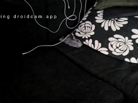 IncredibleGlaze78 webcam