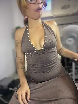 LeylaKnox webcam