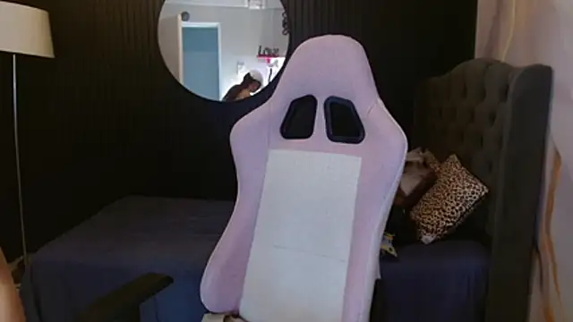 naomis_36 webcam