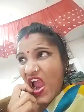 Cut_rani64 webcam