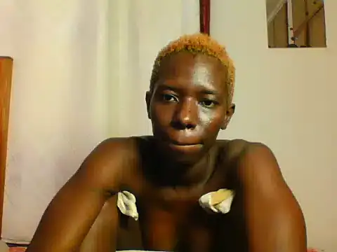 Goldy_petite webcam